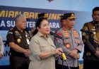 Hadiri-Pelepasan-22-Kontainer-Bantuan-Kemanusiaan-Korban-Bencana-Sumatra,-Ketua-Komisi-IV-DPR-RI-Apresiasi-Polri