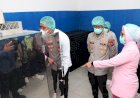 Pastikan-Higienis,-Kapolres-Malang-Cek-Pilot-Project-MBG-Konsep-Prasmanan
