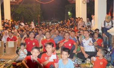 Ribuan-Warga-Sidoarjo-Nobar-Geden-di-Alun-alun