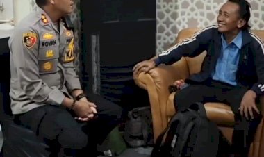 Polisi-Antarkan-Pemudik-Hingga-Kampung-Halaman-Saat-Ketinggalan-Bus-di-Terminal-Gresik