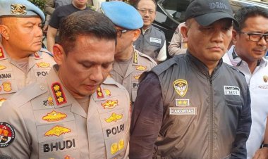 Kortas-Tipidkor-dan-Polda-Metro-Geledah-Cafe-dan-Money-Changer