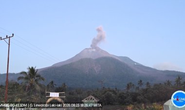 Hoaks-“Gunung-Lewotobi-Melejit-10-KM”,-Polres-Flores-Timur-Imbau-Warga-Bijak-Bermedia-Sosial